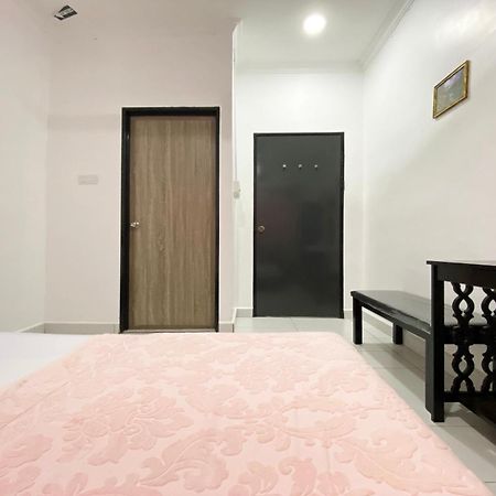 Oyo Home 90230 Dh Residence Kota Belud Exterior photo