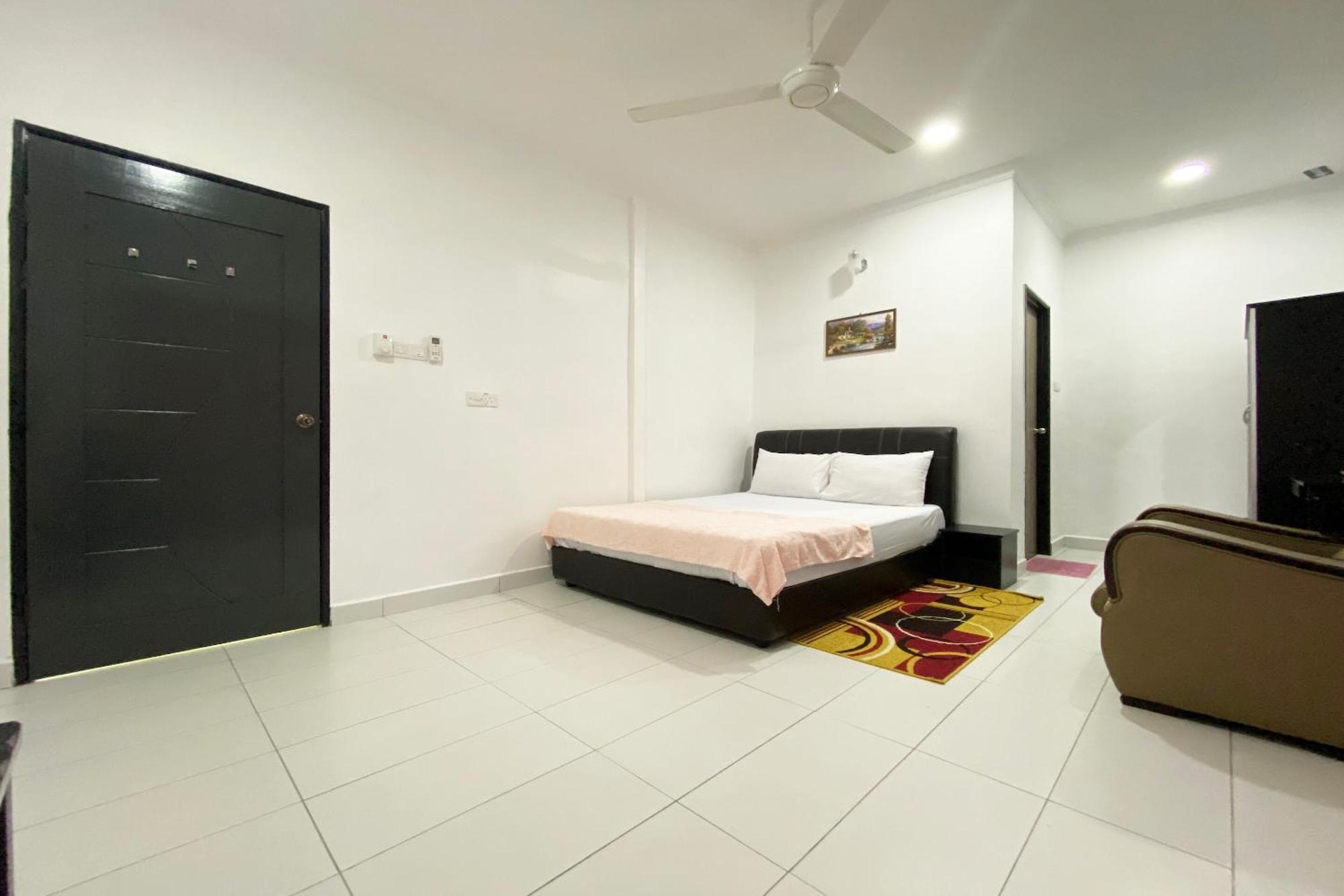 Oyo Home 90230 Dh Residence Kota Belud Exterior photo