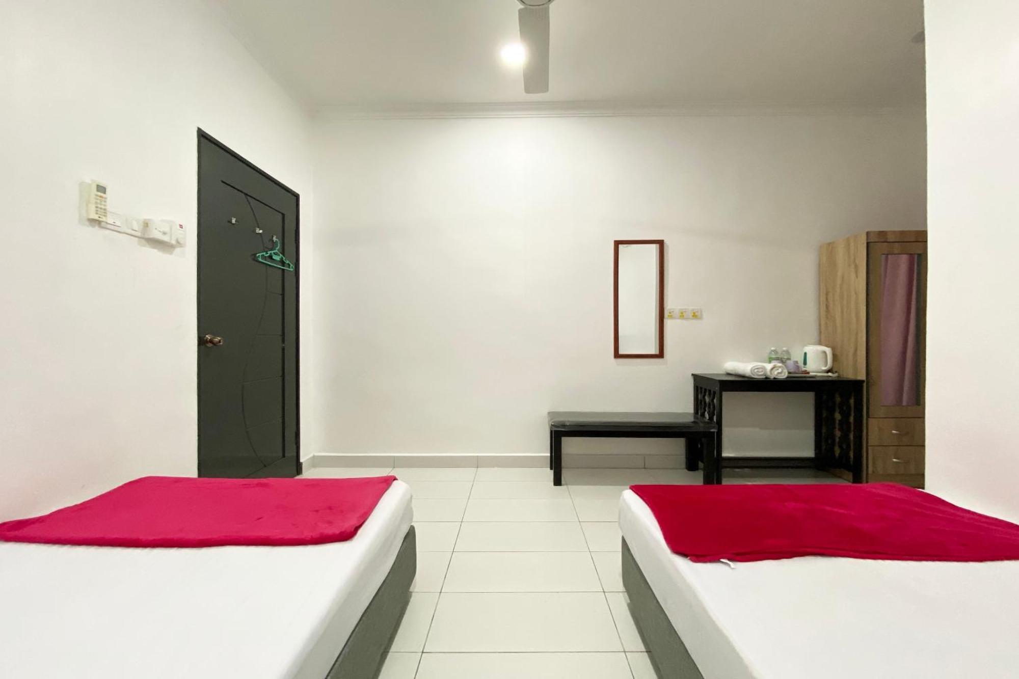 Oyo Home 90230 Dh Residence Kota Belud Exterior photo